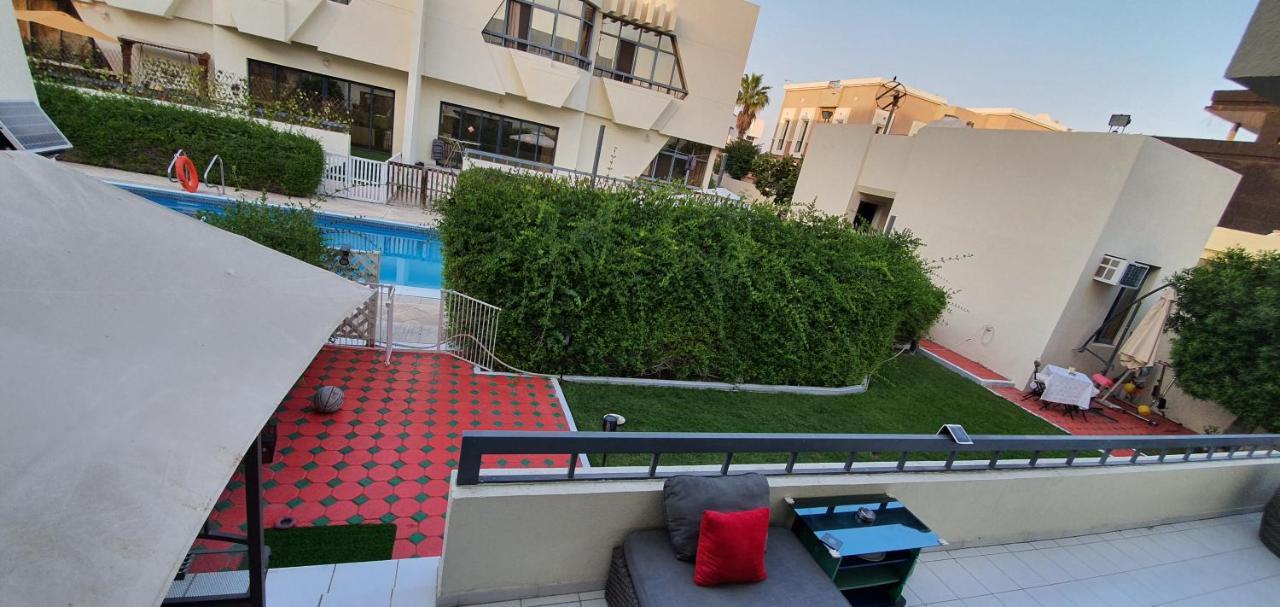 דובאי Jumeirah Beach Villa מראה חיצוני תמונה